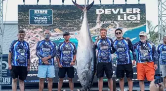 Seferihisar'da 185 Kilogramlık Dev Orkinosla Şampiyonluk