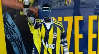 Fenerbahçe-Trabzonspor Maçının Ardından Kerem Aktürkoğlu Formalı Robot İlgi Odağı Oldu