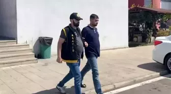 Adana'da Dolandırıcılar Emekli İşçiyi Altınlarından Etti