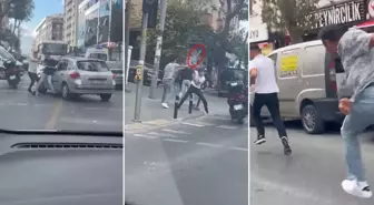 Trafikte dehşet! Biri sopayla saldırdı, diğeri biber gazıyla kovaladı