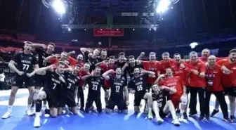 A Milli Erkek Voleybol Takımı, Kanada'yı 3-0 Geçerek Son 16'ya Yükseldi