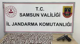 Samsun'da Uyuşturucu Operasyonu: 608 Sentetik Ecza Hap Ele Geçirildi