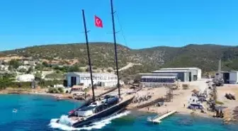 Bodrum'da 7 Yılda İnşa Edilen 'Oğuz Khan' Yelkenli Tekne Denize İndirildi