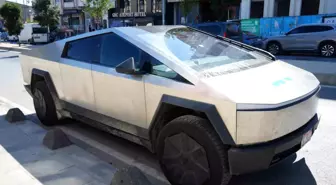 Tesla Cybertruck ile Dünya Turuna Çıkan Gezginler Türkiye'de