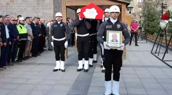 Kalp Krizi Nedeniyle Hayatını Kaybeden Polis Memuru Selçuk Durmaz İçin Tören Düzenlendi