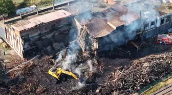 Samsun'da Kereste Fabrikasında Yangın Çıktı