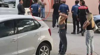 Kızlarının önünde boğazına bıçak dayadı, polisler güçlükle ikna etti