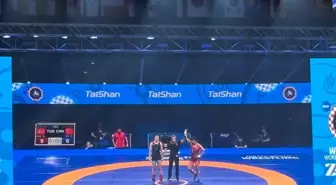 Nesrin Baş Finalde! Güreş Şampiyonasında Altın Madalya Peşinde