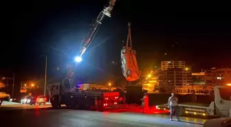 Adıyaman'da Otomobil Şarampole Yuvarlandı: 2 Yaralı