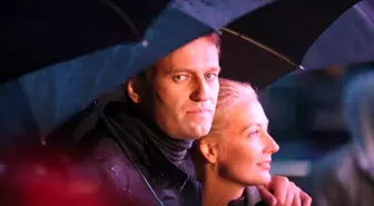 Alexei Navalny'nin Eşi: 'Eşim Zehirlendi'