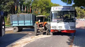 Manavgat'ta Otobüs ile Traktör Çarpıştı: 2 Yaralı