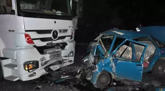 Kahramanmaraş'ta Tır ve Otomobil Çarpışması: 3 Ölü