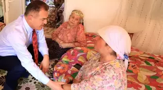Vali Akbıyık, Engelli Aileyi Ziyaret Etti