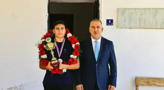 Altın Madalyalı Sporcumuz Muaz Erdem Madran'a Ziyaret