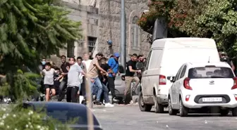 İsrail Ordusuna Ramallah'ta Filistinli Direnişi