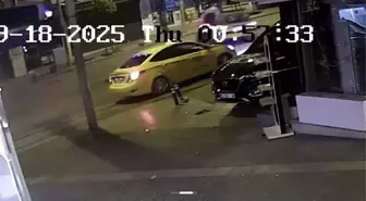 Bursa'da Drift Yapan Araca Motosiklet Çarptı: İki Yaralı
