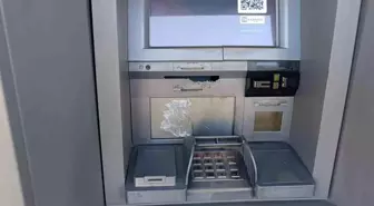 Manavgat'ta ATM Tahrip Edildi: 60 Adet Çalıntı Kart Bulundu