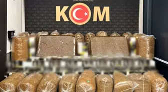 Afyonkarahisar'da Kamyonette 60 Bin Makaron Ele Geçirildi