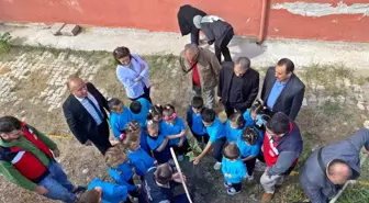 Kütahya'da Tarım ve Eğitim Buluşması: 'Meyve Veren Fidanlar, Mutlu Çocuklar' Etkinliği