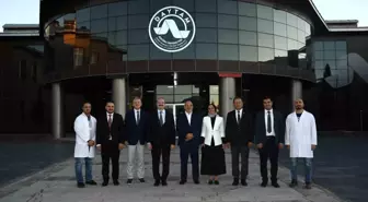 Atatürk Üniversitesi Rektörü EVYAP Yönetim Kurulu Başkanı'nı Ağırladı