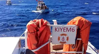 Bodrum'da Makine Arızası Yapan Tekne Kurtarıldı