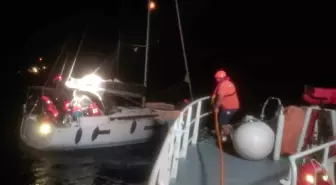 Fethiye Açıklarında Arıza Yapan Yelkenli Tekne Kurtarıldı