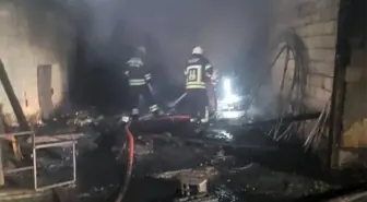 Erzurum'da Depo Yangını Kontrol Altına Alındı