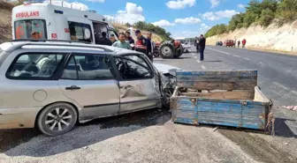 Kütahya'da Trafik Kazası: 2 Yaralı