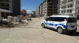 Malatya'da İnşaat Şantiyesinde Iskele Çöktü, 1 İşçi Yaralandı