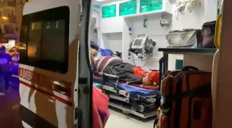 Mersin'de Otomobil ve Motosiklet Çarpıştı: 2 Yaralı