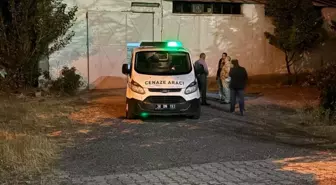 Ünlü iş insanı ofisinde ölü bulundu