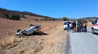 Çanakkale'de Seyir Halindeki Otomobil Tarlaya Girdi: 2 Yaralı