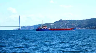 İstanbul Boğazı'nda kaza yapan 'ARTVİN' isimli gemi Sarıyer'e getirildi