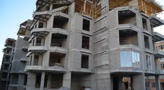Aksaray'da İnşaatta Düşen Kalıp Ustası Hayatını Kaybetti