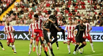 Trendyol Süper Lig'de Antalyaspor ile Kayserispor Beraberlikte Kaldı