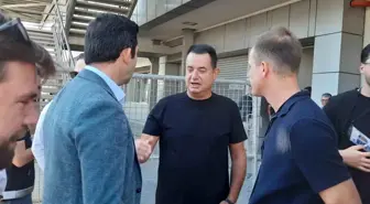 Fenerbahçe Olağanüstü Seçimli Genel Kurulu'nda Ünlü İsimler Oy Kullandı