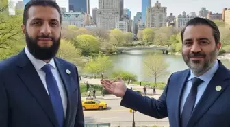 Başına 10 milyon dolar ödül konmuştu! Ahmed Şara'dan New York'ta manidar poz