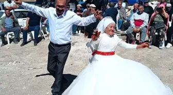 40 Yıl Sonra Hayalleri Gerçekleşti: Kaçarak Evlendikleri Düğünle Kutladılar