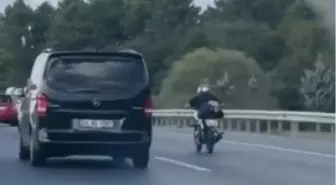 Eyüpsultan'da Yatarak Motosiklet Kullanan Sürücü Tehlike Saçtı