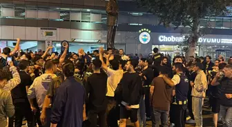 Puan kaybı dahi engel olmadı! Kadıköy'de yeni başkan doyasıya kutlandı