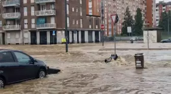 İtalya'nın Kuzeyinde Şiddetli Yağışlar Sele ve Toprak Kaymasına Neden Oldu