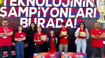 Mardinli Öğrenciler TEKNOFEST'te İki Kategoride Türkiye Birincisi Oldu