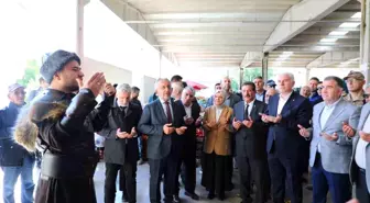 Bayburt'ta Ahilik Haftası'nda Kapalı Halk Pazarı Açıldı