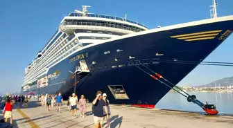 Bodrum'a 743 Amerikalı Turist Getiren 'Explora I' Gemisi Limanda