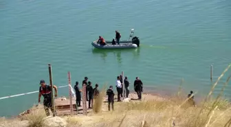 Burdur'da Emekli Polisin Kaybolduğu İhbarı ile Barajda Arama Çalışmaları Başlatıldı