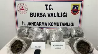 Bursa'da Jandarma Operasyonu: 8 Kilo 900 Gram Esrar Ele Geçirildi
