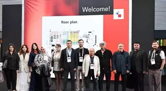 Bursa Kumaşları Paris'te genç tasarımcıların vizyonuyla hayat buldu