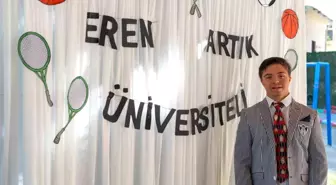Down Sendromlu Genç Eren Vural, Spor Bilimleri Fakültesi'ni Kazandı