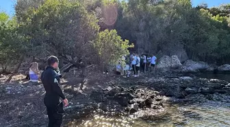 Marmaris'te Cennet Adası'nda 18 Düzensiz Göçmen Yakalandı