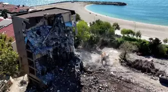 İstanbul'un ikonik oteli yıkıldı! Ünlü siyasetçi burada evlenmişti